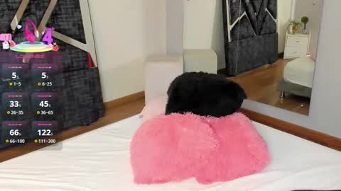 oIssaJonneso online show from 09.10.25