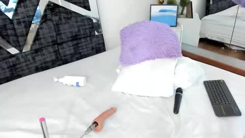 oIssaJonneso online show from 03.05.26