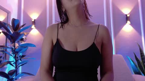 Isabella online show from 04.04.26