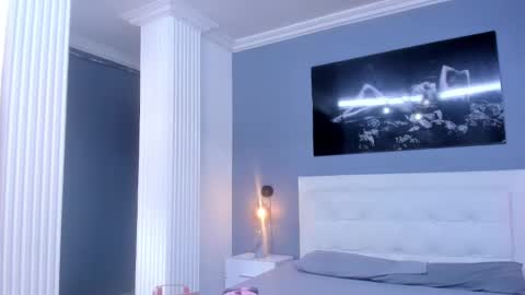 Snapshot of isa_lancaster chatting on 02.21.25 Isa Lancaster online show from 02.21.25