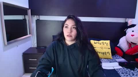 Snapshot of isa_reel chatting on 02.01.25 ISA online show from 02.01.25