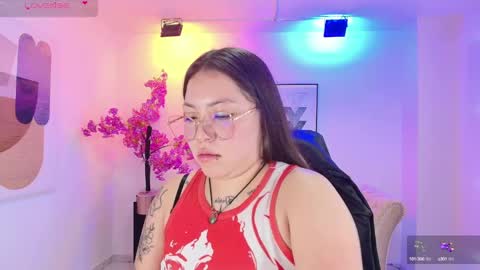 Snapshot of isa_reel chatting on 10.02.25 ISA online show from 10.02.25