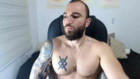 Isaac carter online show from 11.08.25