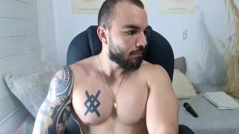 Isaac carter online show from 12.01.25