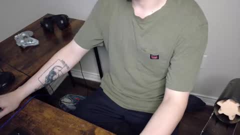 isaac online show from 04.02.26