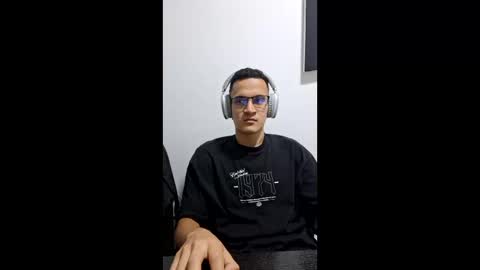 Isaac online show from 03.05.26