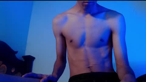 isaac online show from 03.02.25