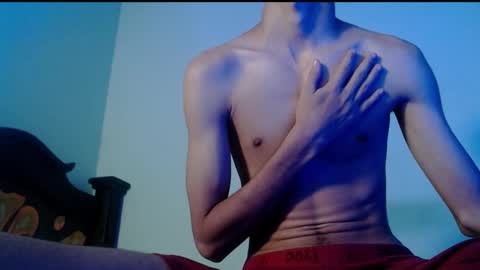 isaac online show from 03.04.25