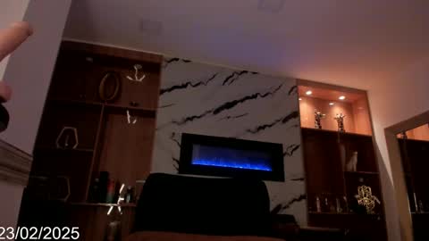 Isabel online show from 02.23.25