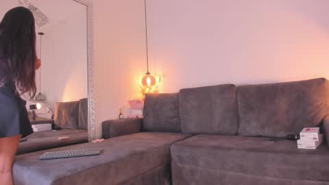 Isabela online show from 11.27.25