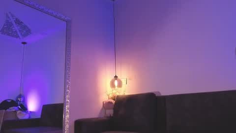 Isabela online show from 03.18.26