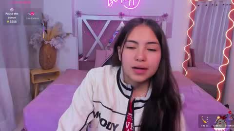 ISABELA  online show from 12.04.25