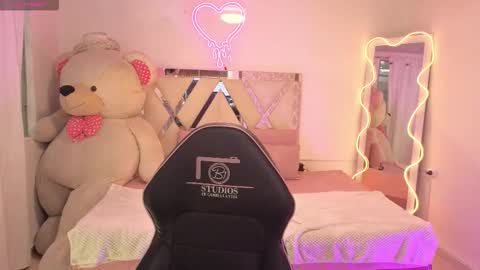 ISABELA  online show from 01.07.26