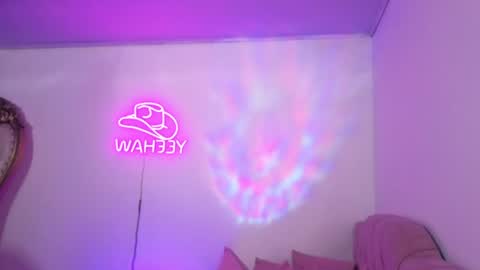 Snapshot of isabela_tay chatting on 07.18.26 ISABELA online show from 07.18.26