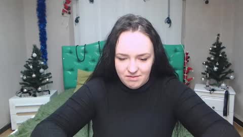 Snapshot of isabelblackberry chatting on 01.10.25 IsabelBlackberry online show from 01.10.25