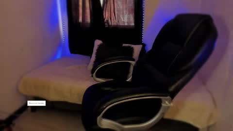 isabella online show from 10.02.25