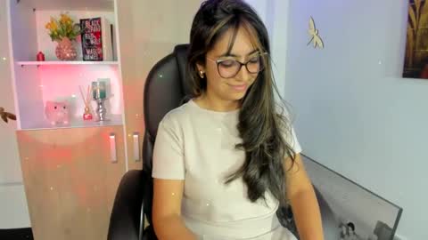 Isabella22 1 online show from 02.26.25