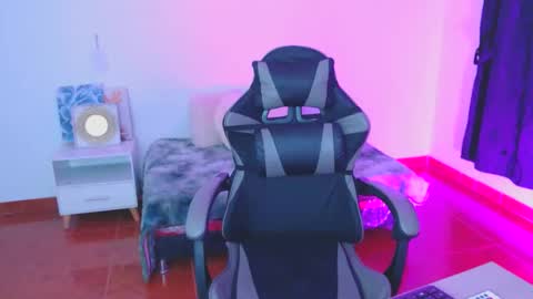 isabella__666 online show from 12.04.25