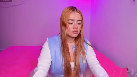 Isabella Arias online show from 01.07.25