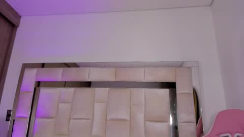 isabella_gomez11 online show from 02.03.25