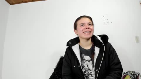 isabella_jaramillo online show from 10.13.25