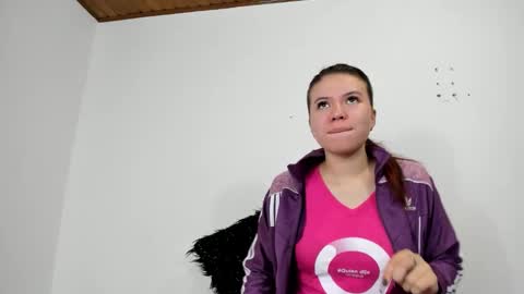 isabella_jaramillo online show from 11.08.25