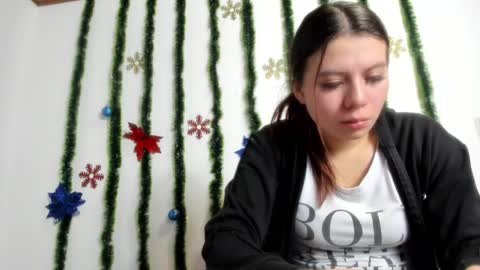 isabella_jaramillo online show from 12.04.25