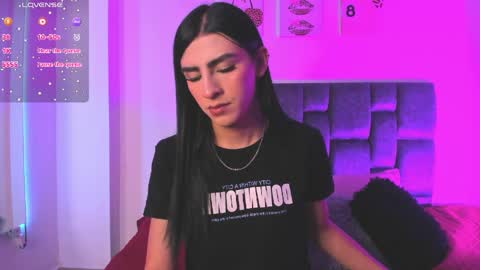 Isabella Moon9 online show from 04.02.26