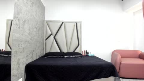 isabella_rosssi1 online show from 10.05.25