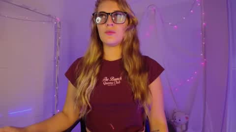 Isabella Rros online show from 10.27.25