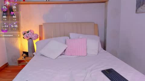 isabella_winkler online show from 11.14.25