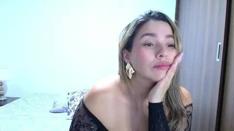 isabellaa_smith03 online show from 05.23.26