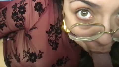 isabellaelizabeth online show from 04.21.26