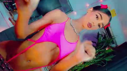 isabellagirs online show from 04.16.26