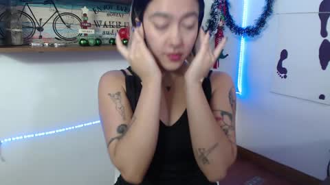 Snapshot of isabellakoff chatting on 12.28.24 Tati - online show from 12.28.24