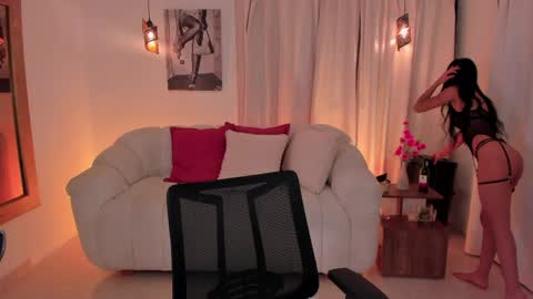 ISABELLA  online show from 04.19.26