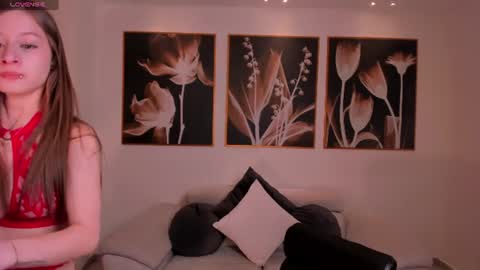 Isabella Moretti online show from 06.24.26