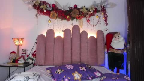  Martina  IG martissmith01 online show from 01.06.25