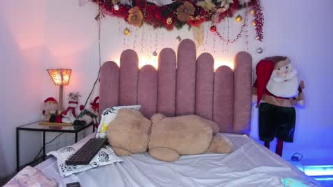  Martina  IG martissmith01 online show from 01.07.25