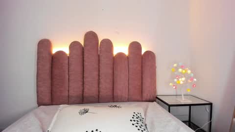  Martina  IG martissmith01 online show from 01.20.25