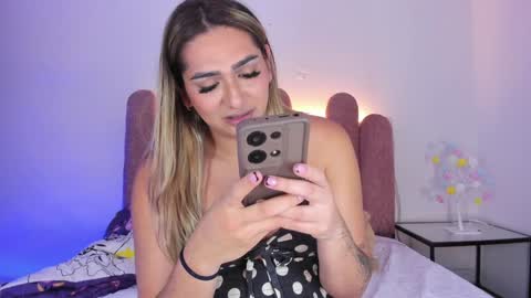  Martina  IG martissmith01 online show from 01.23.25