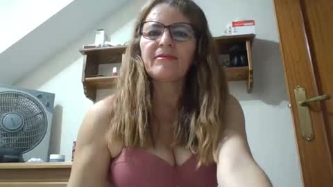 isabella online show from 10.19.25