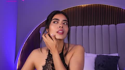 Isa  online show from 05.05.26