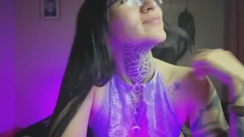Snapshot of isabelle_pretty chatting on 06.14.26 Isabelle online show from 06.14.26