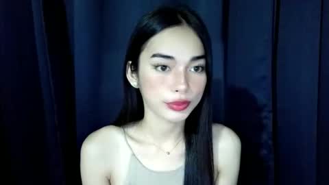 Isabelle online show from 10.07.25