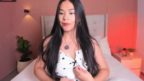 Isabelle Diaz online show from 03.24.26