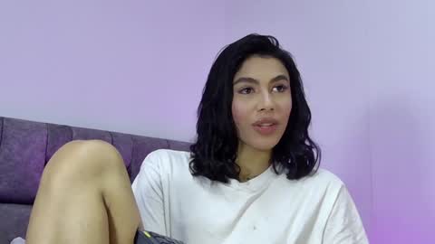 Snapshot of isabellefoxx chatting on 12.06.24 Isa online show from 12.06.24