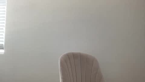 isabellekinsley online show from 10.29.25