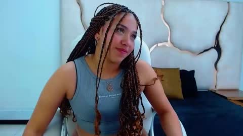 Snapshot of isabellrodriguez18 chatting on 01.23.25 isabellrodriguez18 online show from 01.23.25