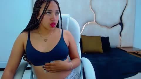 Snapshot of isabellrodriguez18 chatting on 01.23.25 isabellrodriguez18 online show from 01.23.25